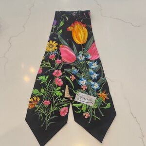 Gucci Floral Black Silk Twill Scarf